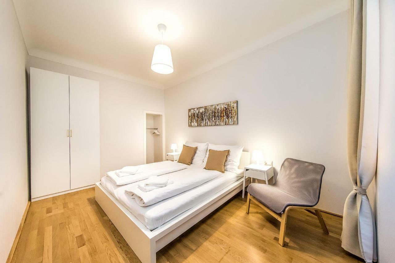 Beautiful City Apartment At Famous Ballgasse Βιέννη Εξωτερικό φωτογραφία