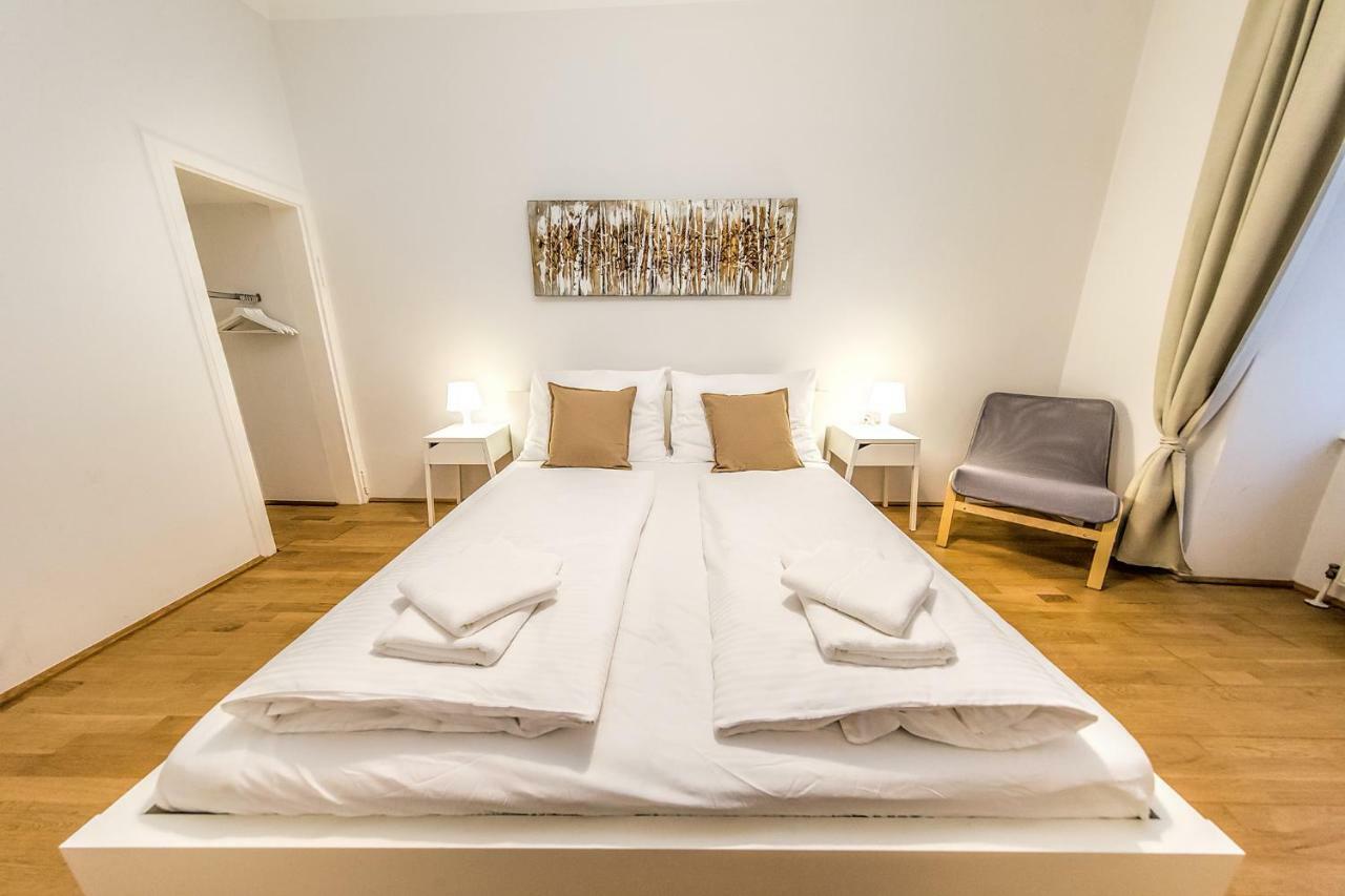 Beautiful City Apartment At Famous Ballgasse Βιέννη Εξωτερικό φωτογραφία